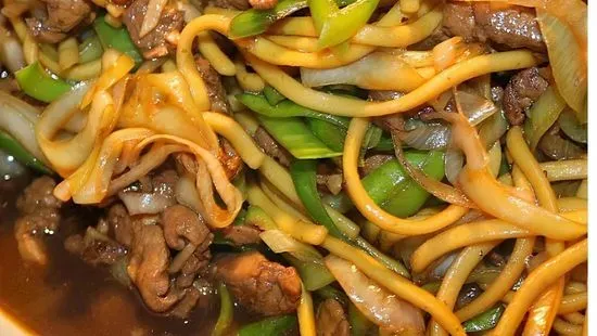 BBQ Pork Chow Mein (15-20)