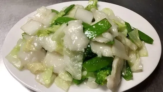 Assorted Greens with Fish Filet (L)