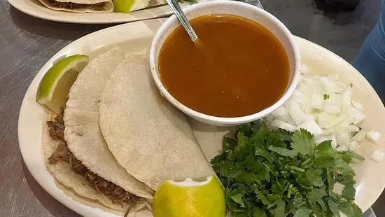 Tacos Con Tortillas Hechas A Mano / Hand Made Tortilla Tacos