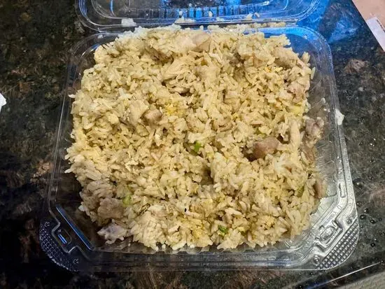 咸鱼鸡粒炒饭 / Salted Fish & Chicken Fried Rice