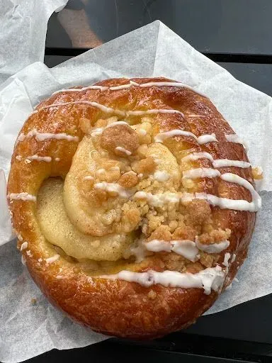 Peach Cobbler Danish