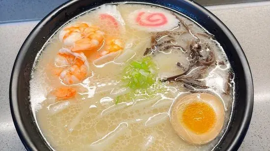 Seafood Udon Ramen