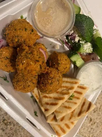 28. Falafel Plate (Oven Baked)