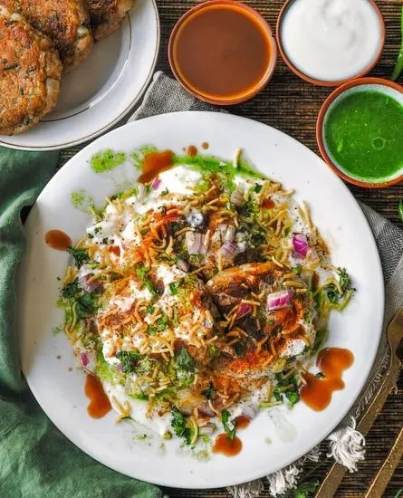 Aloo Tikki Chaat