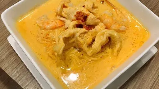 Chicken Curry Noodle Soup