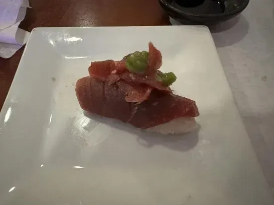 Bluefin Tuna Sushi (Hon Maguro)