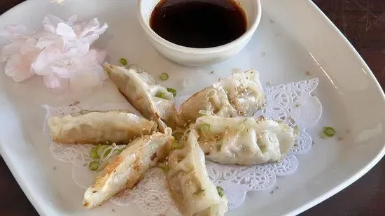 Gyoza (6 Pcs)