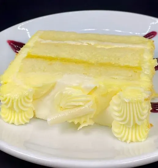 MONTILIO'S Limoncello Cake