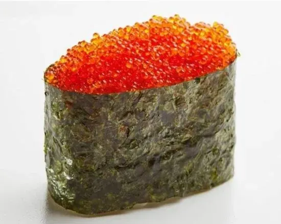 Tobiko sushi (1pc)