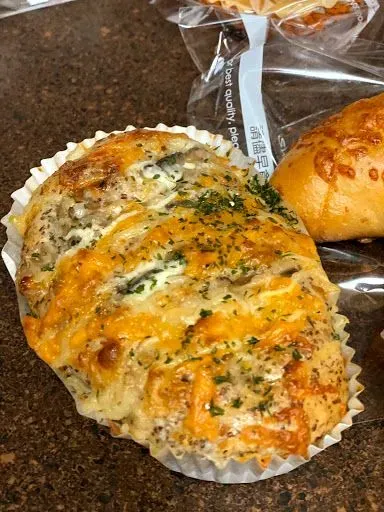 Garlic Cheese