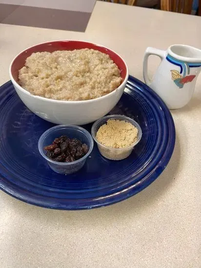 Oatmeal with Brown Sugar & Raisins