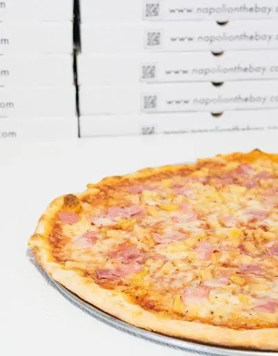 Hawaiian Pizza