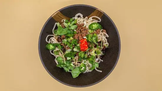 Minced Beef with Green Pepper Noodle