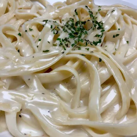 Fettuccine Alfredo