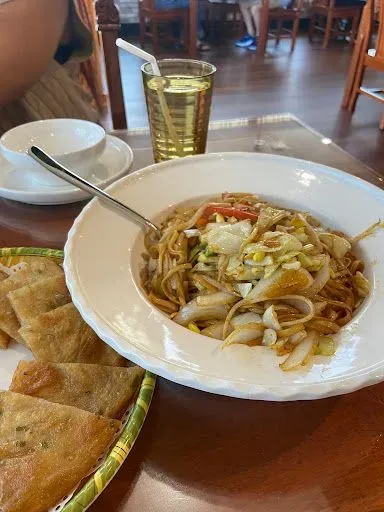 Vegetable Lo Mein
