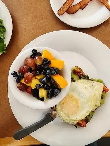 Avocado Egg Flat