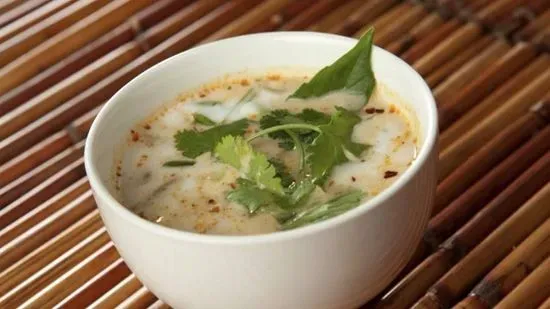Tom Kha