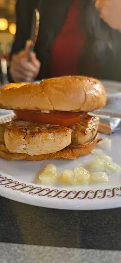 CHICKEN SANDWICH
