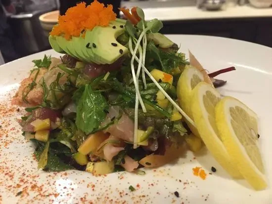 Mixed Sashimi Salad