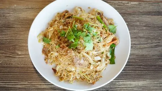 Taiwanese Rice Noodle with Pork