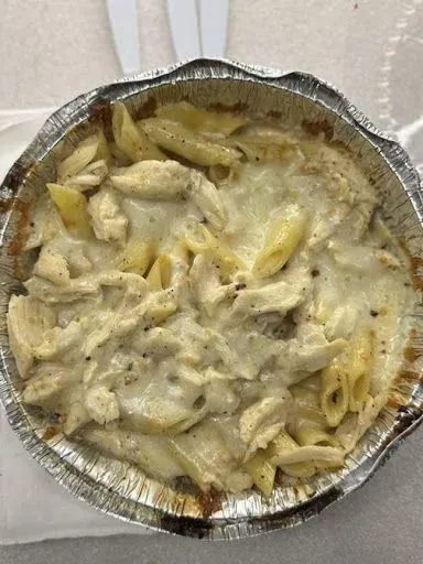 Cheesy Chicken Alfredo Pasta