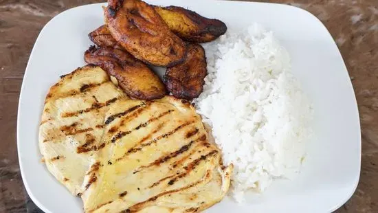 4. Pechuga de Pollo a la Parilla