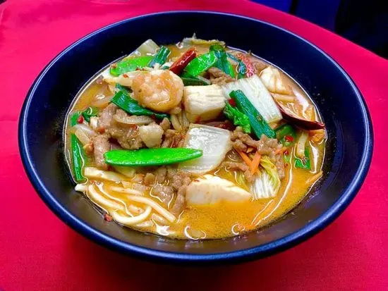 Jam Bong Spicy Noodle Soup/炒馬麵