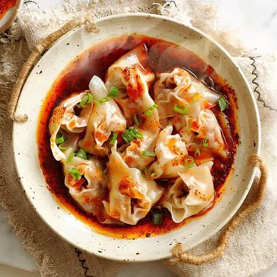 Spicy won tons (紅油炒手）