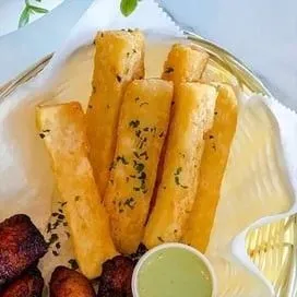 Magu's Yuca Fries (8)