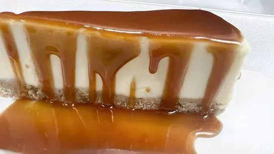 Caramel Drizzle Cheesecake 