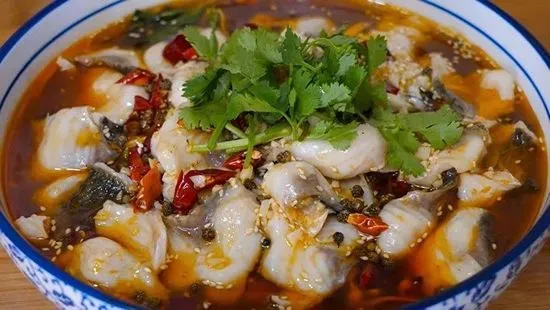 S9. Spicy Boiled Fish Slices S9.水煮鱼片
