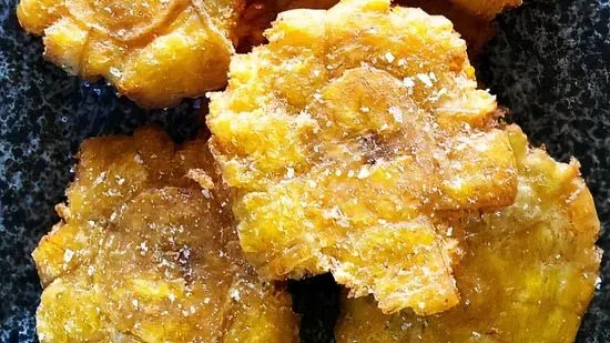 Tostones / Fried Green Plantains