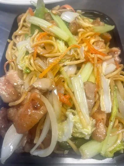 Hibachi chicken noodle