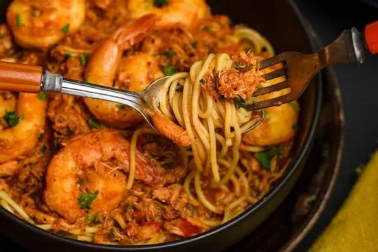 Cangrejo Y Camarones Enchilado