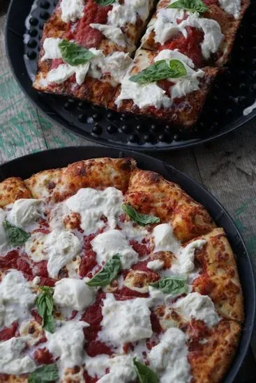Burrata Margherita - Med.
