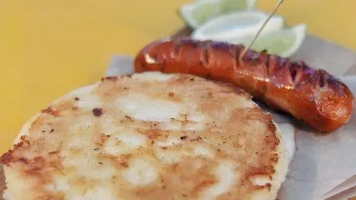 Arepa Santarosana / Santarosan Arepa