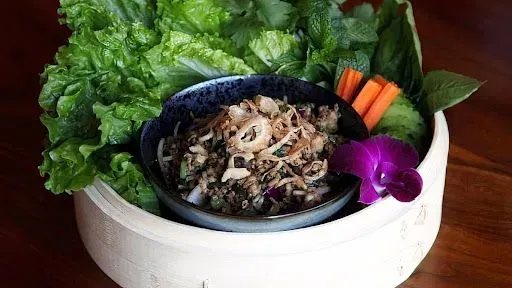 Chieng Mai Lettuce Wrap
