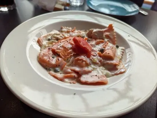Ravioli Al Salmone
