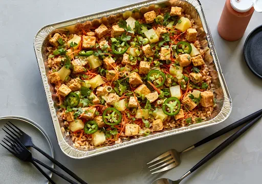 Red Coconut Curry Stir-Fry Platter
