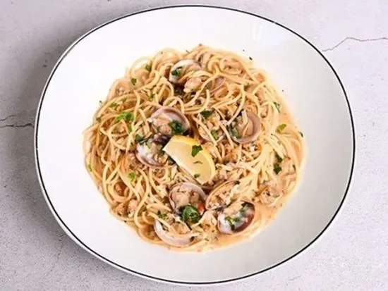 Spaghetti with Clams