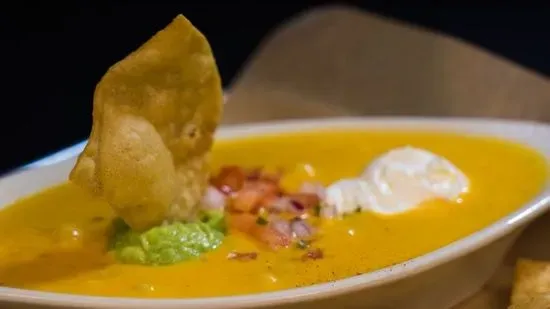 Chips & Queso