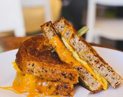 Egg & Cheese Sandwich
