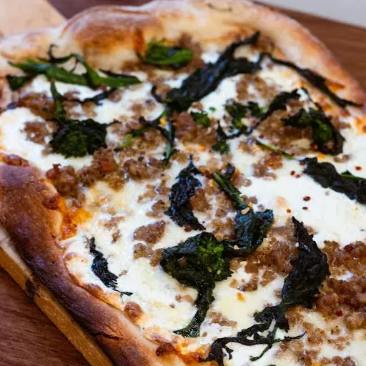 Pizza Broccoli Rabe And Sausage