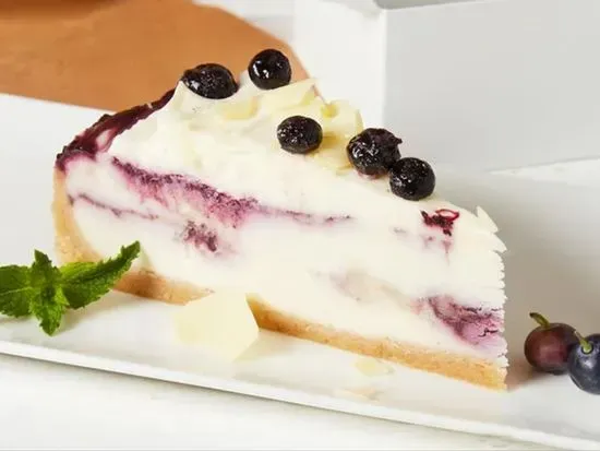 Blueberry Cobbler Cheesecake