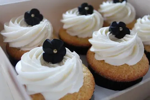 Vanilla Cupcakes