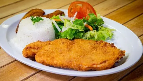 Milanesa de Pollo Breaded Chicken