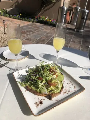 AVOCADO TOAST