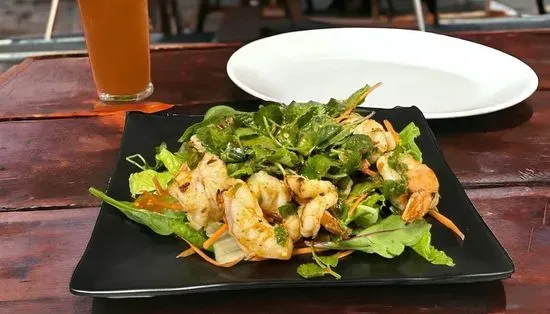 SL1. Grilled Shrimp Salad