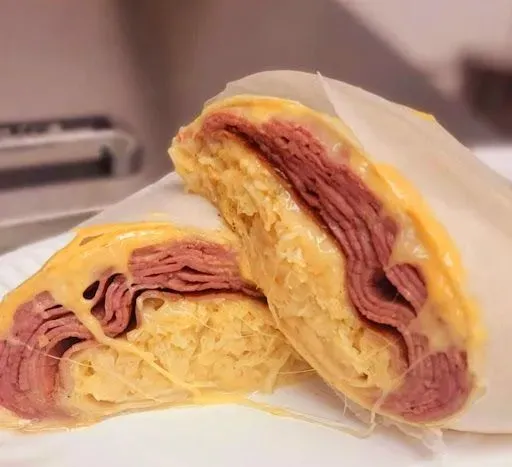 Hot Pastrami Or Corned Beef Reuben