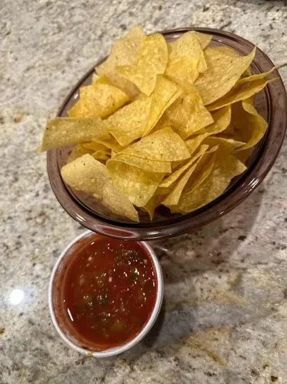 1 lb Chips And Salsa